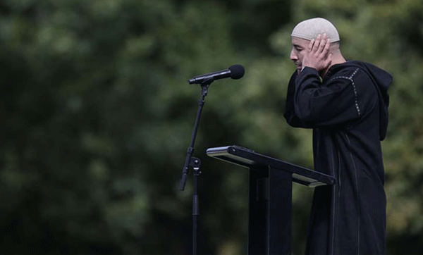 ক্রাইস্টচার্চে জুমা আদায়, ইমামেম আবেগময়ী ভাষণ