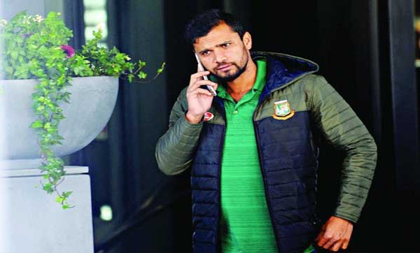 লর্ডসে নয়, মিরপুরে অবসর নেবেন মাশরাফি?