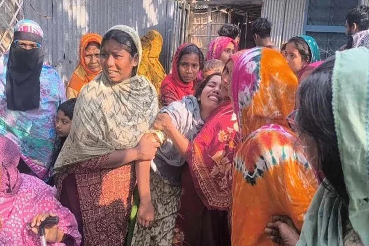 ঈশ্বরদীতে দাদিকে হত্যার পর নাতনিকে ‍‍ধর্ষণ‍‍, ২ জনের মরদেহ উদ্ধার