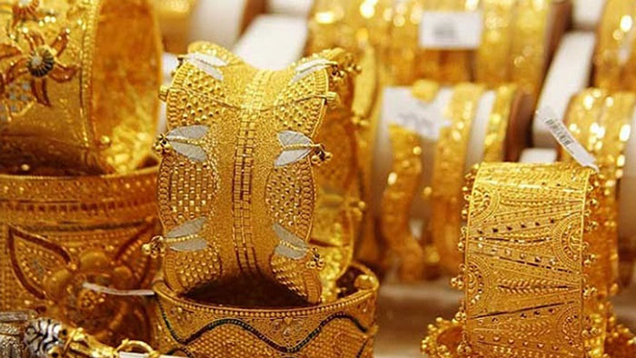 স্বর্ণের দামে বড় পতন: ভরিতে কমলো ২৬৮৩ টাকা, আজ থেকেই কার্যকর।