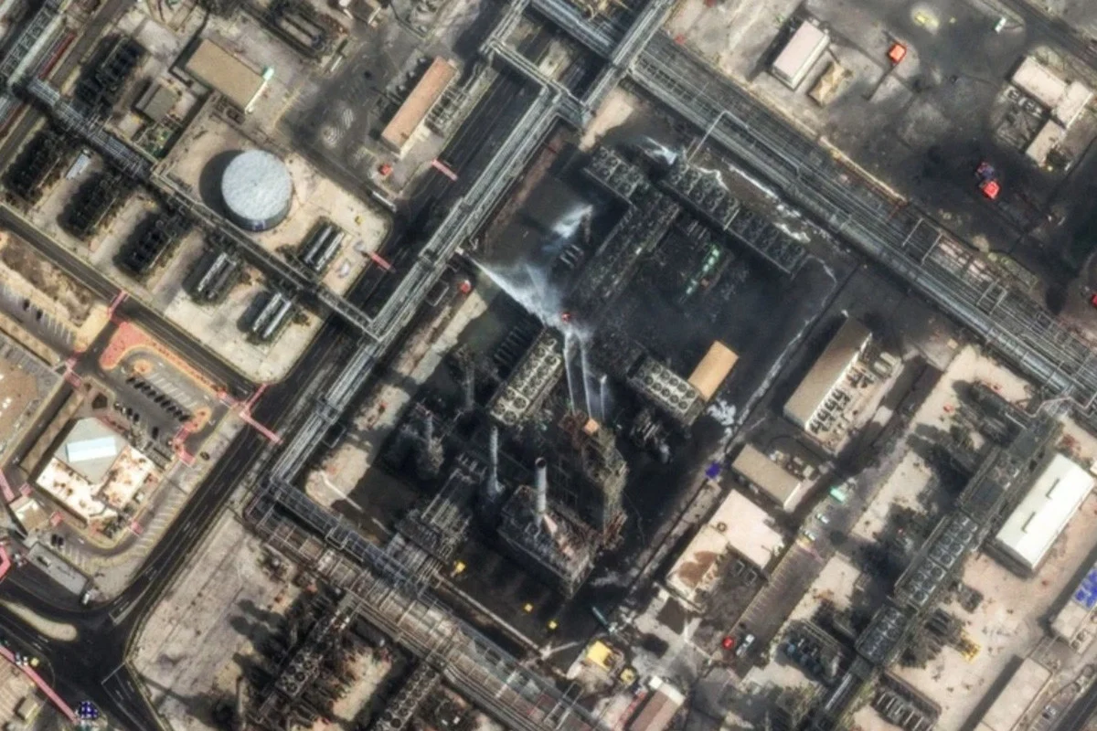 স্যাটেলাইট ছবিতে সৌদি তেল শোধনাগারের ক্ষয়ক্ষতির চিত্র