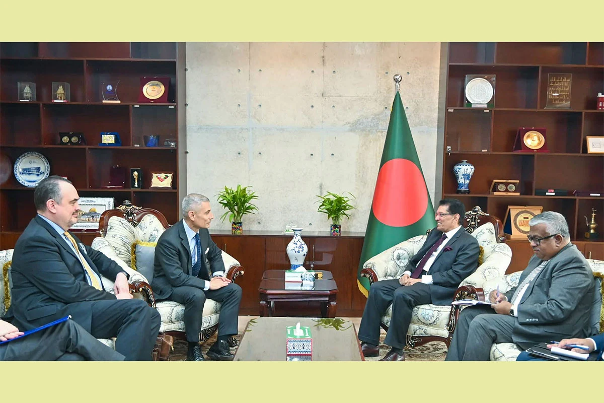 পররাষ্ট্রমন্ত্রীর সঙ্গে পল কাপুরের বৈঠক