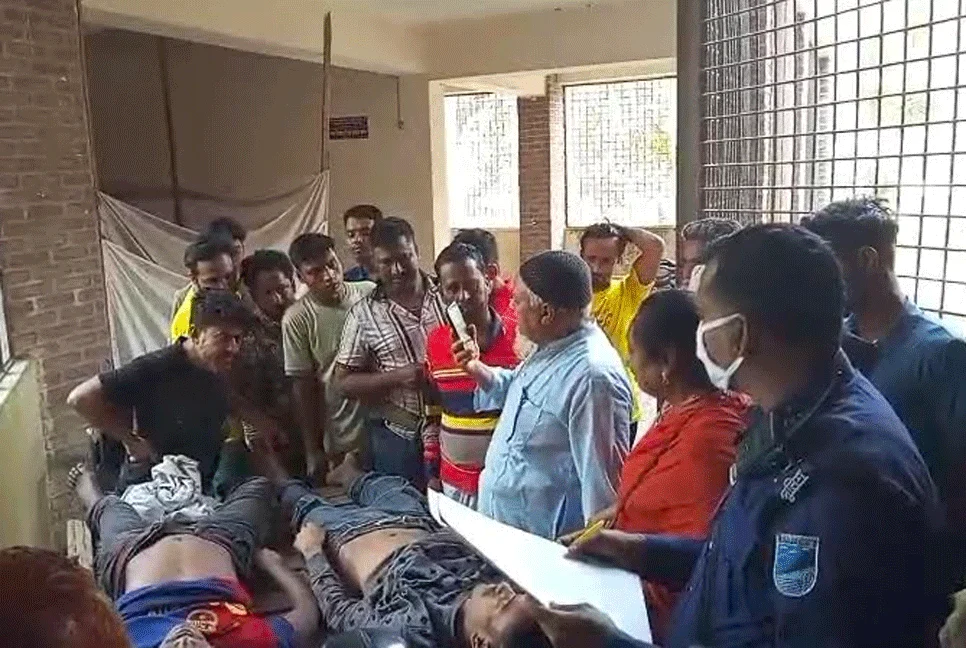 মুন্সীগঞ্জে চুরির অভিযোগে দুইজনকে পিটিয়ে হত্যা, গ্রেফতার ৩