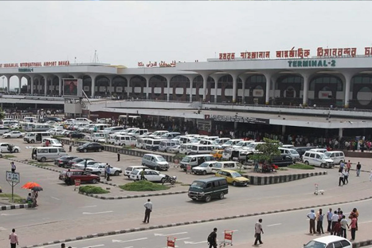 ৬ দিনে ঢাকা থেকে ২১০ ফ্লাইট বাতিল