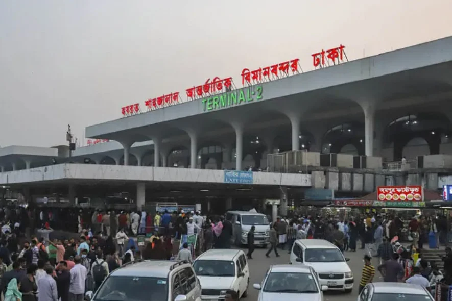 সাত দিনে মধ্যপ্রাচ্যগামী ২৪৫ ফ্লাইট বাতিল