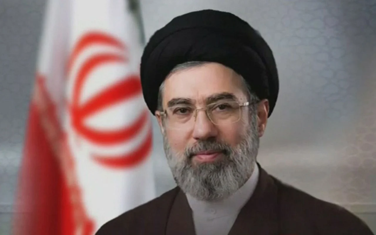 মোজতবা খামেনিকে ধরিয়ে দিতে যুক্তরাষ্ট্রের কোটি ডলার পুরস্কার ঘোষণা