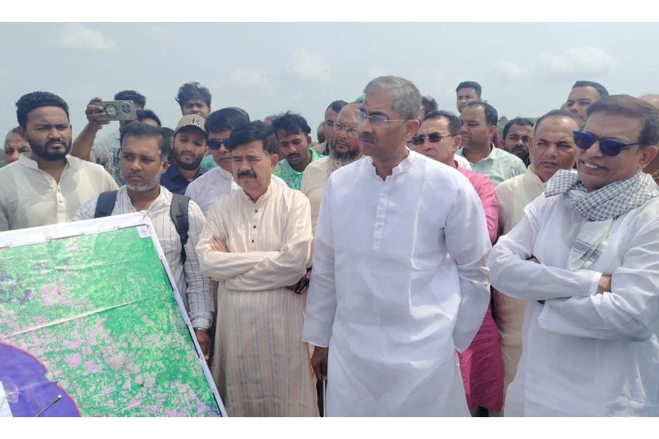 মেঘনার ভাঙন থেকে মানুষকে রক্ষা করা আমাদের অগ্রাধিকার : পানিসম্পদ মন্ত্রী