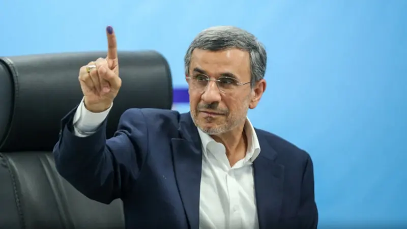 আহমাদিনেজাদের মৃত্যুর খবর নিছক গুজব: বেঁচে আছেন ইরানের সাবেক প্রেসিডেন্ট।