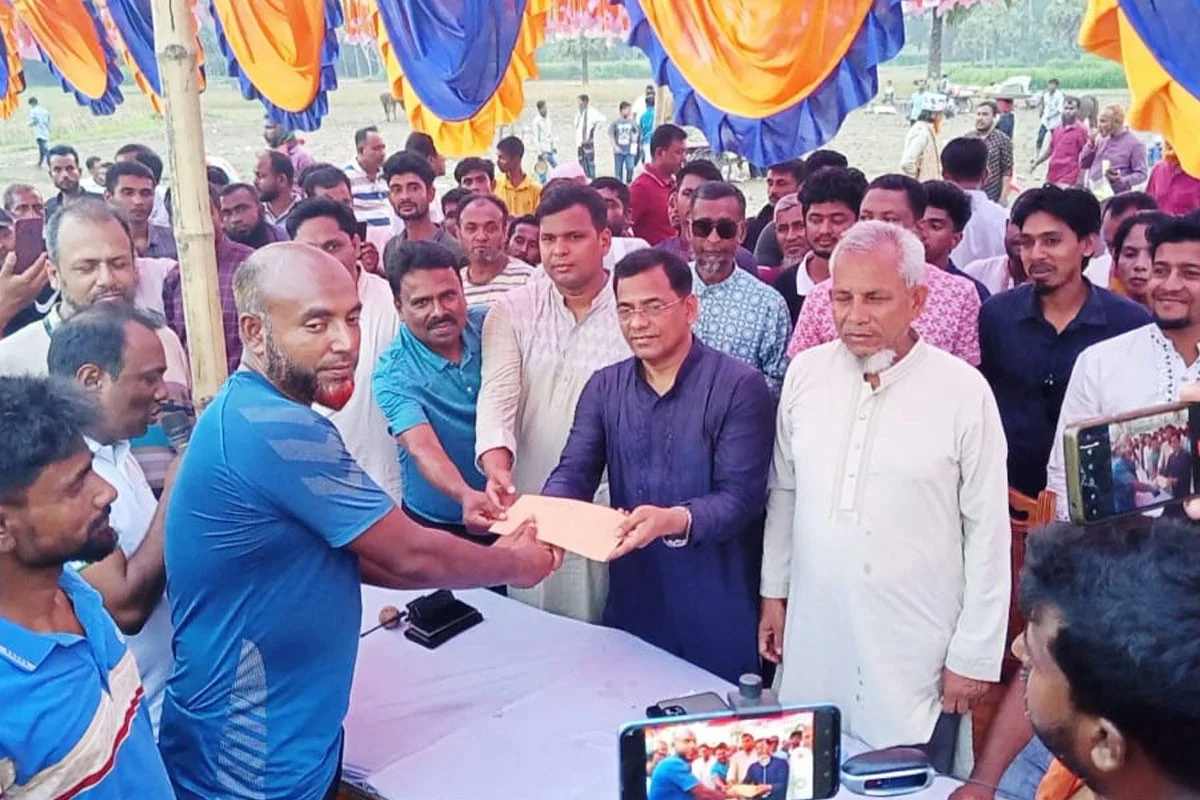 বিএনপি জনগণকে দেওয়া প্রতিশ্রুতি পূরণ করতে শুরু করেছে : সেলিমুজ্জামান